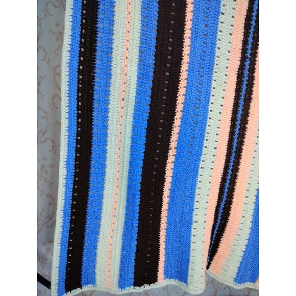 Handmade 52x39 Inches Multicolor Stripe Reversible Crochet Throw/Blanket - Picture 5 of 16